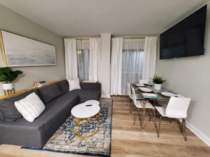 Remodeled 2Bd/2Ba Condo Mins From Universal Studio Orlando Exteriör bild